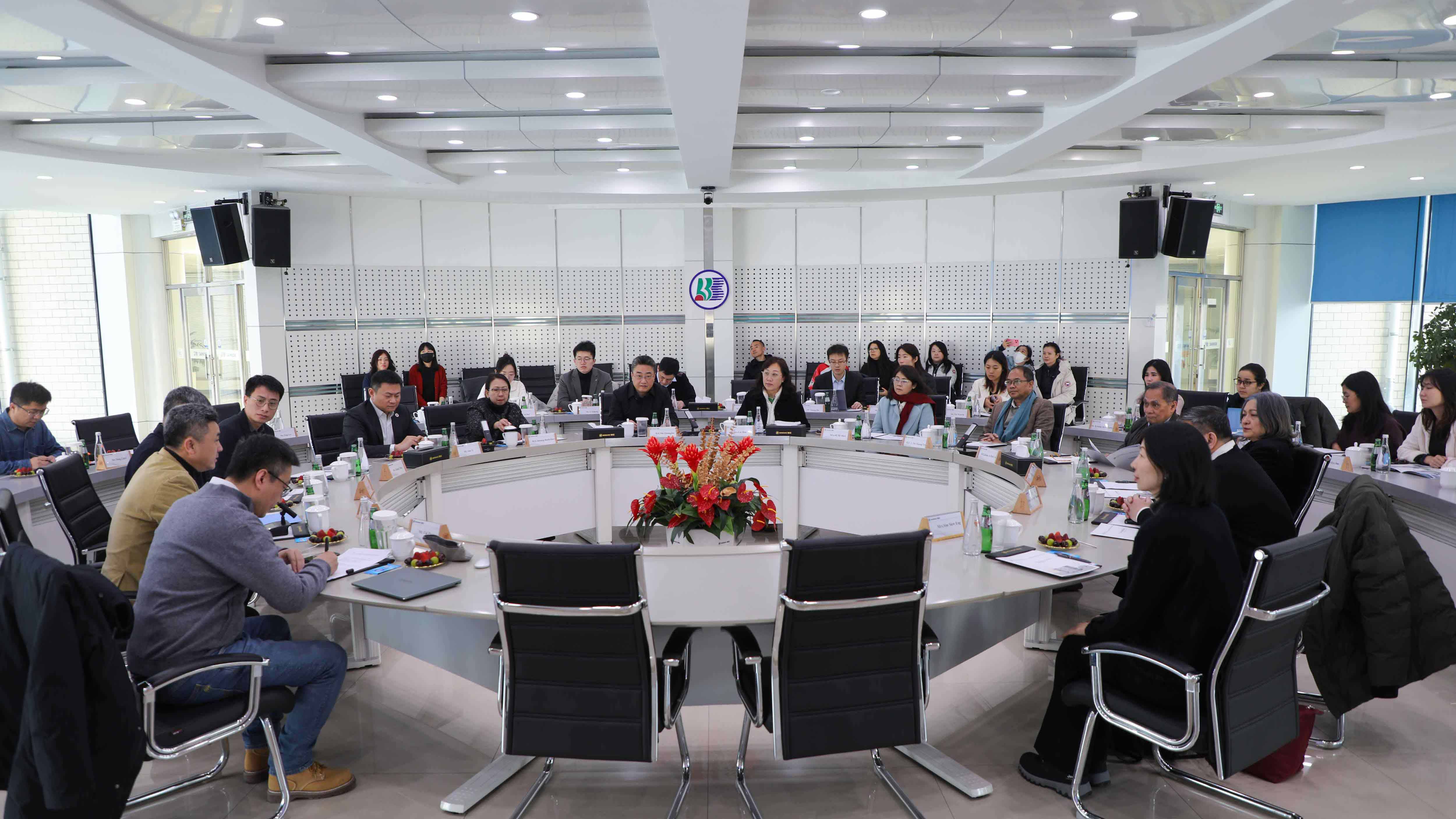 03ff4836-0437-4707-8c66-9f7835dbfa23